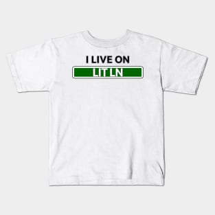 I live on Lit Ln Kids T-Shirt